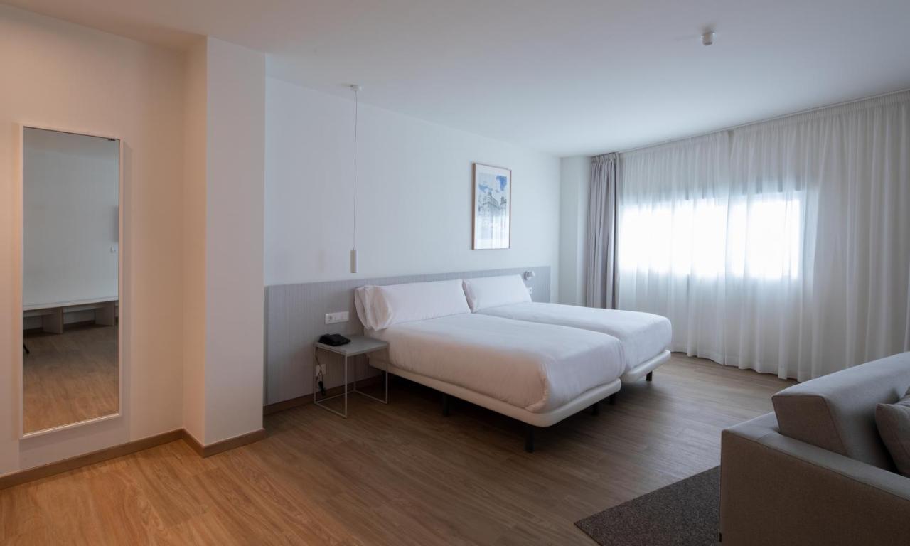 Apartamentos Forum Ceao Lugo Extérieur photo
