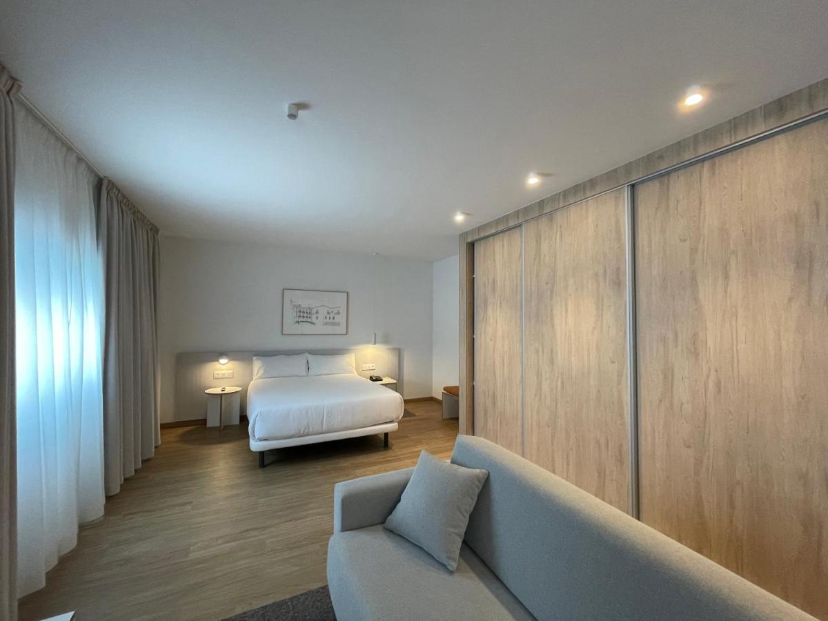 Apartamentos Forum Ceao Lugo Extérieur photo