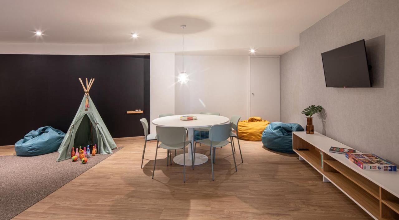 Apartamentos Forum Ceao Lugo Extérieur photo