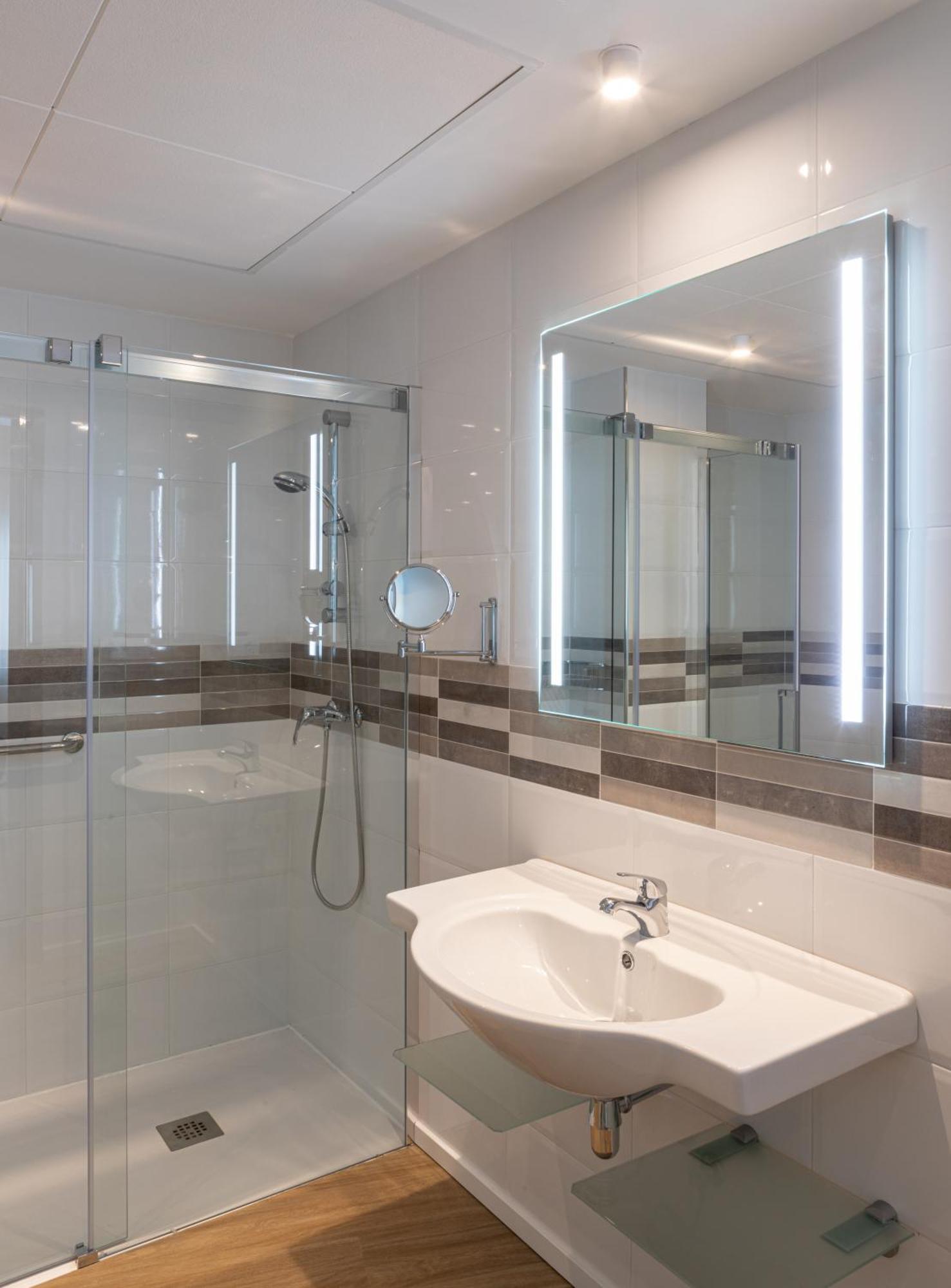 Apartamentos Forum Ceao Lugo Extérieur photo